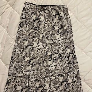 NWT silk snakeskin skirt